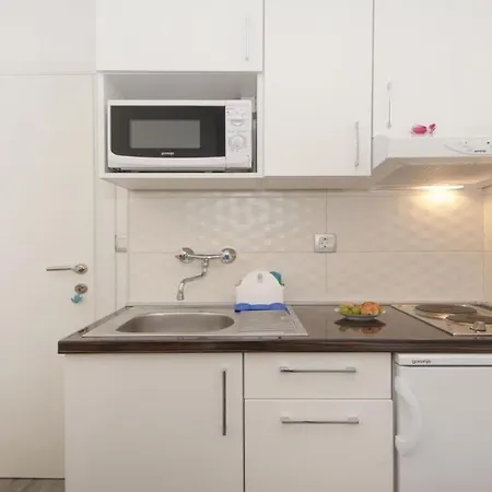 Angela - Two Bedroom With Terrace And Sea View Snje Na Apartamento Baška Voda